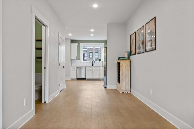 725 N Market Street 5, Chattanooga, TN 37405