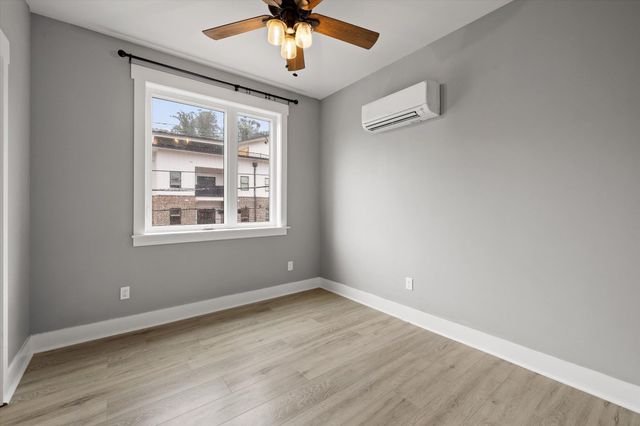 725 N Market Street 5, Chattanooga, TN 37405