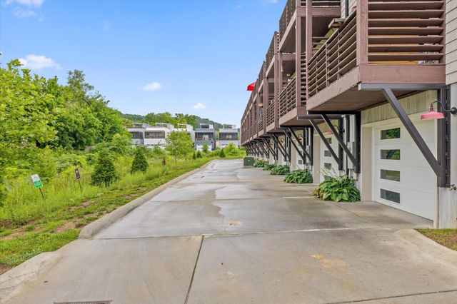 725 N Market Street 5, Chattanooga, TN 37405