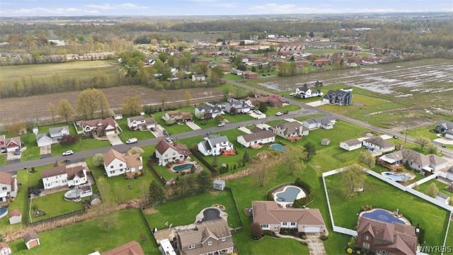 2660 David Drive, Wheatfield, NY 14304