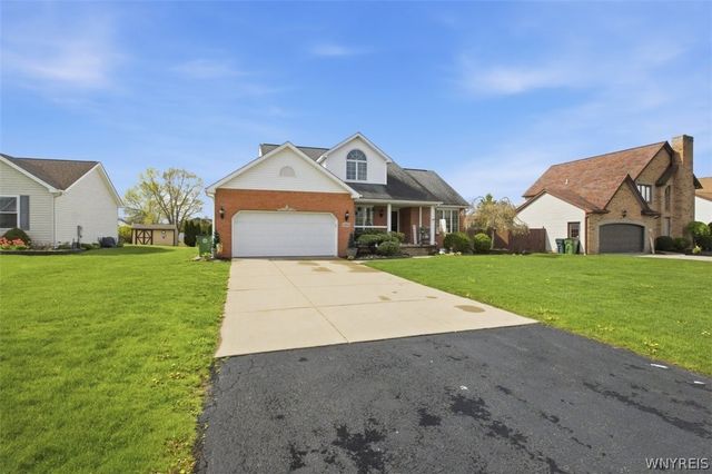 2660 David Drive, Wheatfield, NY 14304