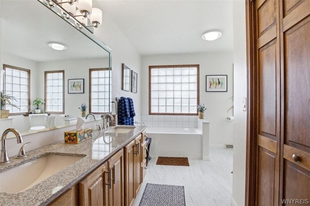 2660 David Drive, Wheatfield, NY 14304