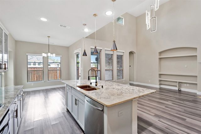 401 Mossy Rock Drive, Mckinney, TX 75071