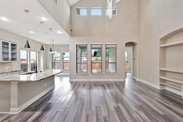401 Mossy Rock Drive, Mckinney, TX 75071