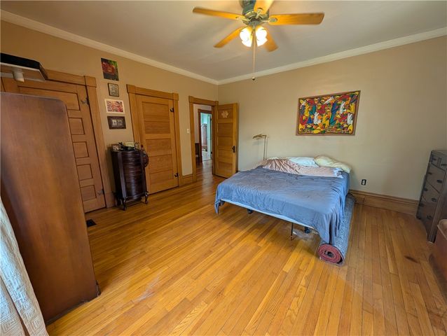 211 Wills Rd, Connellsville, PA 15425