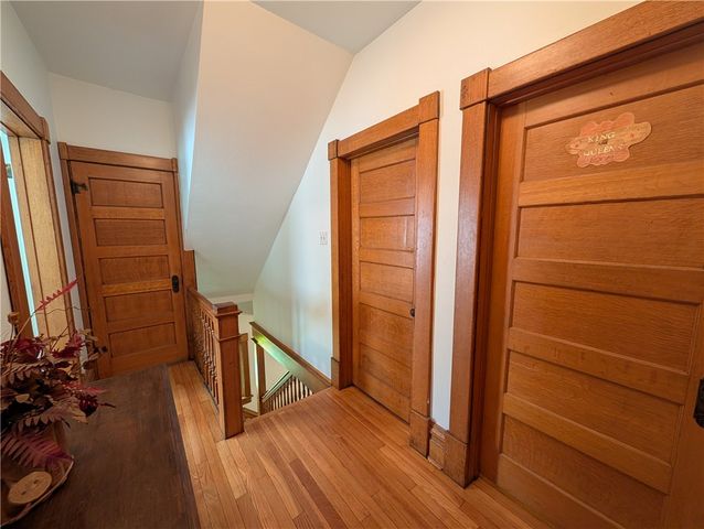 211 Wills Rd, Connellsville, PA 15425