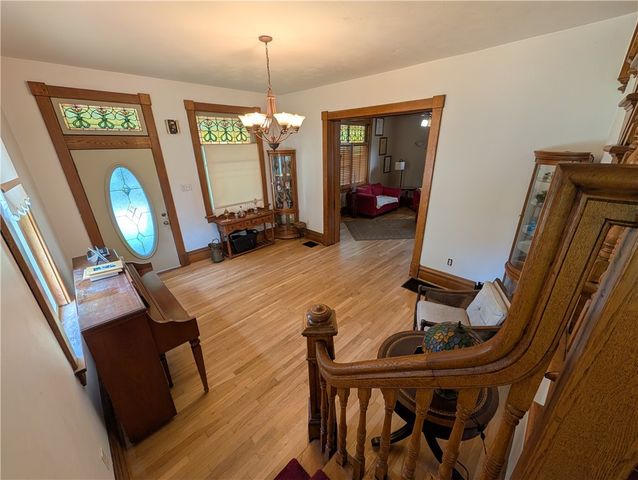 211 Wills Rd, Connellsville, PA 15425
