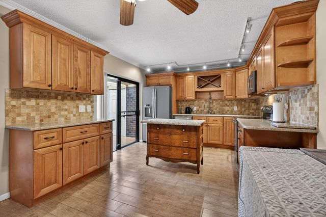 1608 16th Terrace, Palm Beach Gardens, FL 33418