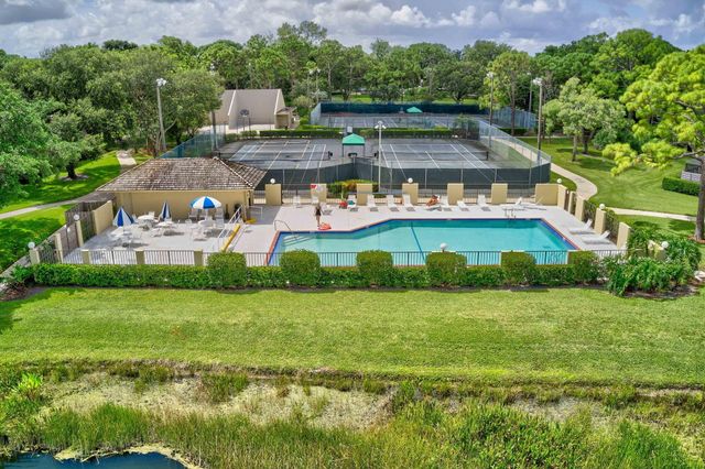 1608 16th Terrace, Palm Beach Gardens, FL 33418