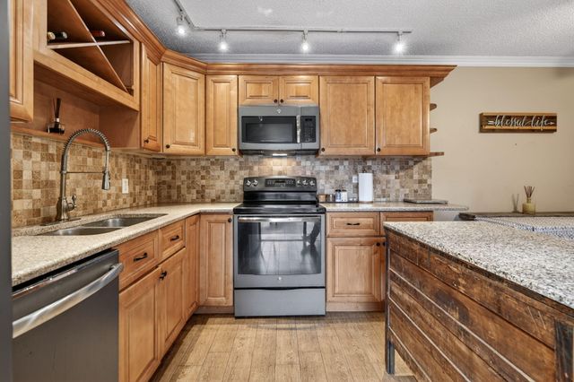 1608 16th Terrace, Palm Beach Gardens, FL 33418