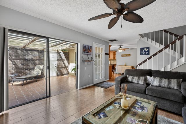 1608 16th Terrace, Palm Beach Gardens, FL 33418