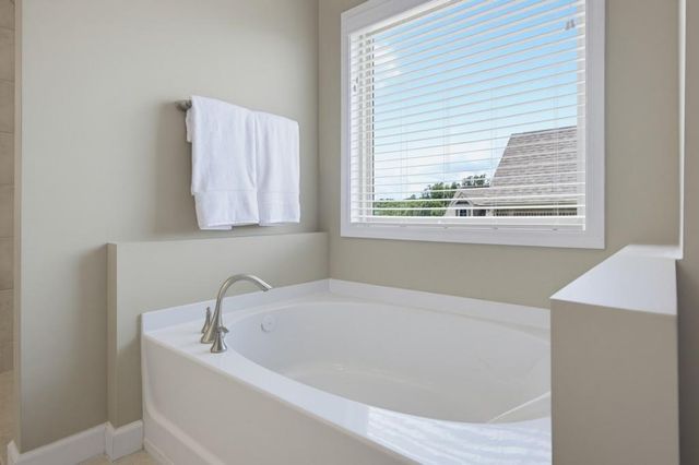 870 Grand Reserve Drive, Suwanee, GA 30024