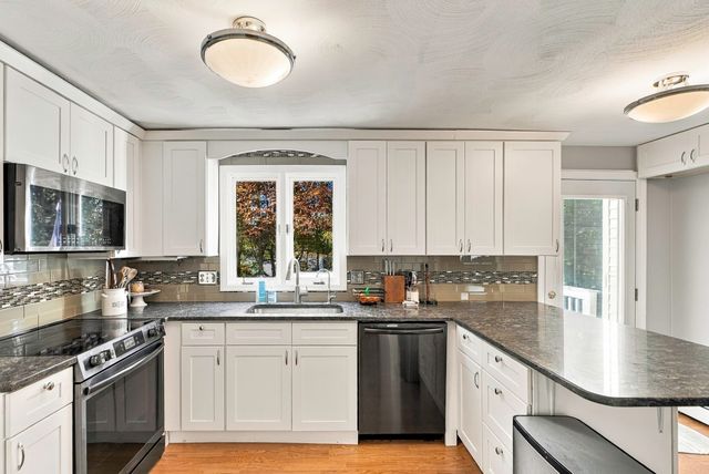 15 Tammie Road, Hopedale, MA 01747