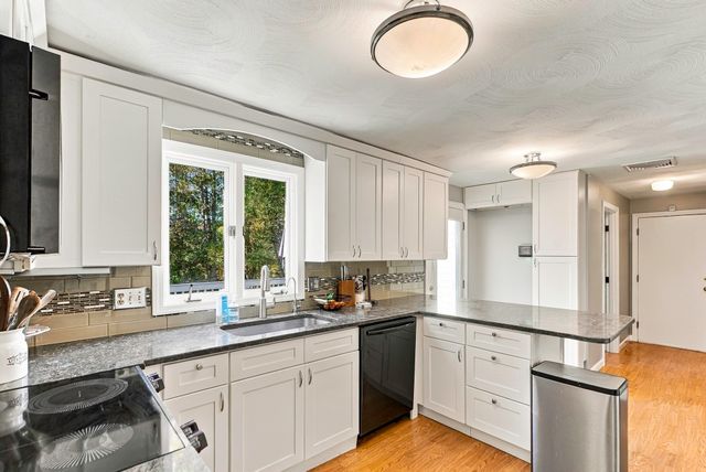 15 Tammie Road, Hopedale, MA 01747