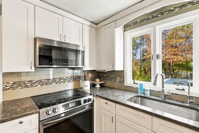 15 Tammie Road, Hopedale, MA 01747