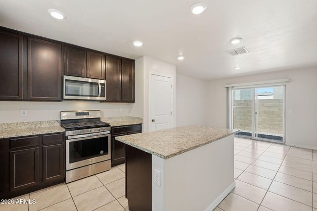 3923 S 82ND Drive, Phoenix, AZ 85043