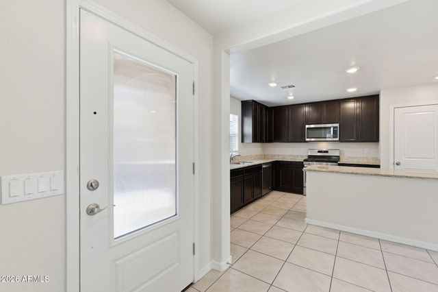 3923 S 82ND Drive, Phoenix, AZ 85043