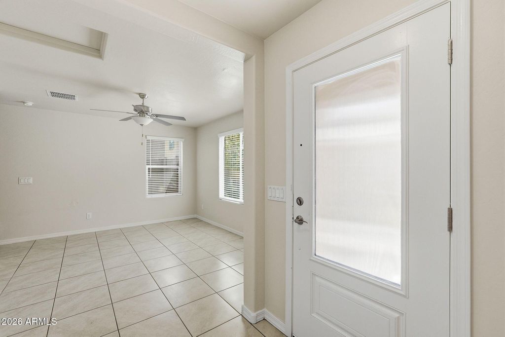 3923 S 82ND Drive, Phoenix, AZ 85043 — photo 5