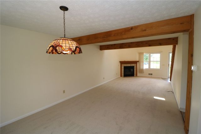 1328 Courtney Drive, Victor, NY 14564