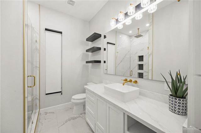 3100 Hillcrest Drive, Mission, TX 78574