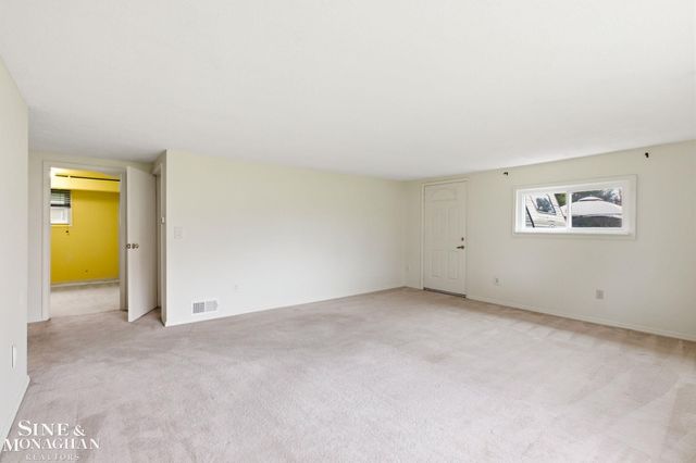 47811 Frederick Road, Shelby Twp, MI 48317