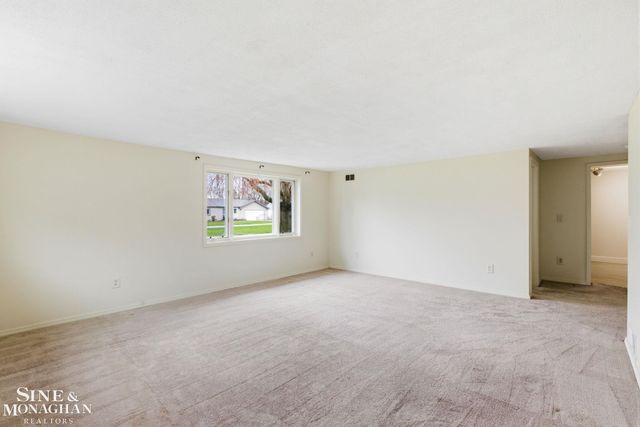 47811 Frederick Road, Shelby Twp, MI 48317