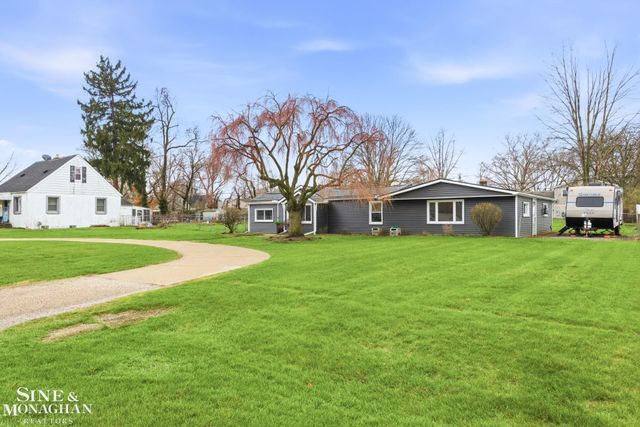 47811 Frederick Road, Shelby Twp, MI 48317