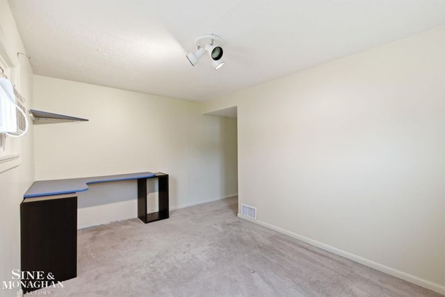 47811 Frederick Road, Shelby Twp, MI 48317