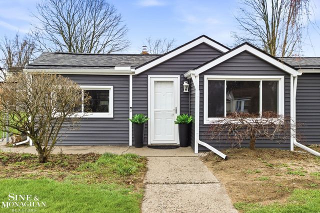 47811 Frederick Road, Shelby Twp, MI 48317