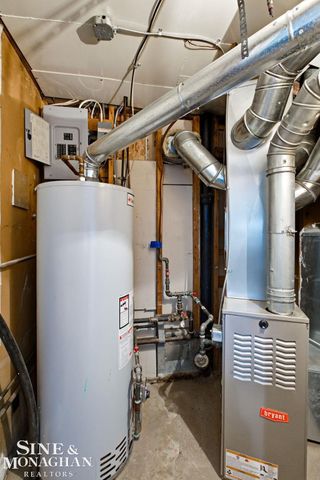 47811 Frederick Road, Shelby Twp, MI 48317