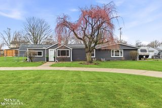 47811 Frederick Road, Shelby Twp, MI 48317