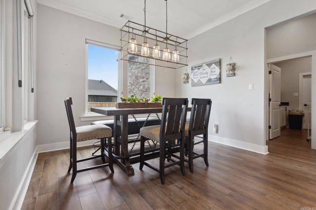 5015 Castaway Bay, Benton, AR 72019