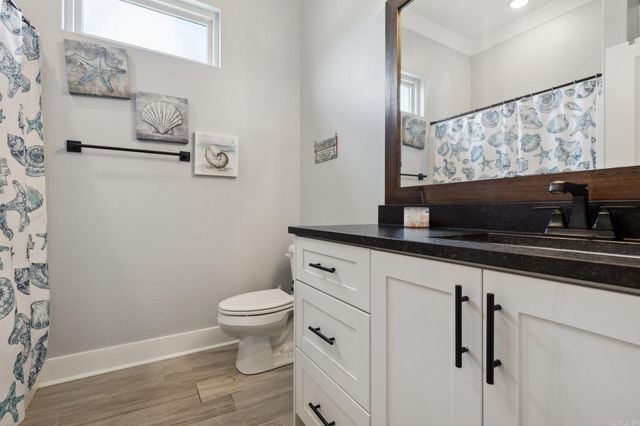 5015 Castaway Bay, Benton, AR 72019