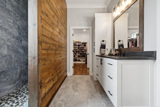 5015 Castaway Bay, Benton, AR 72019