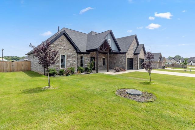 5015 Castaway Bay, Benton, AR 72019