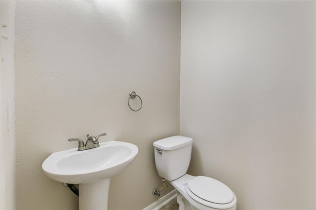 1815 Halyard Drive, Crosby, TX 77532