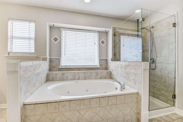 1815 Halyard Drive, Crosby, TX 77532