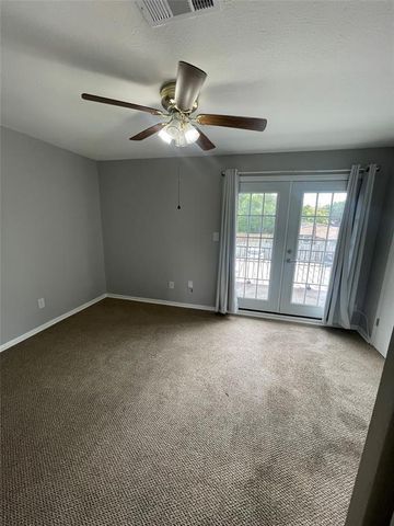 1208 N Logan Street, Texas City, TX 77590