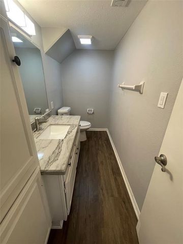 1208 N Logan Street, Texas City, TX 77590