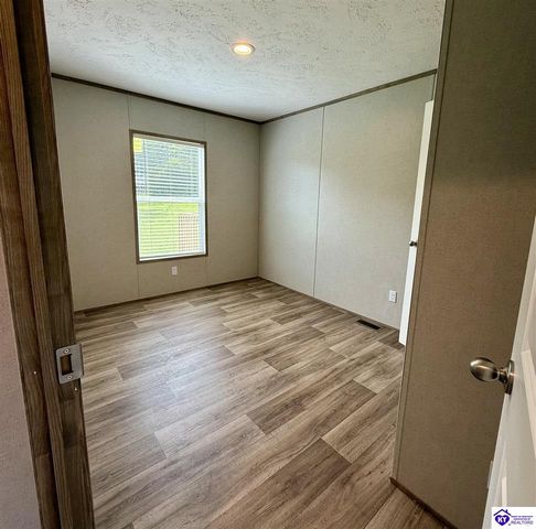 1383 Wonderland Cavern Road, Cecilia, KY 42724