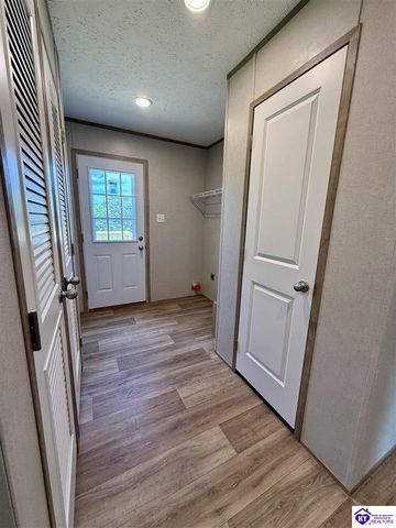 1383 Wonderland Cavern Road, Cecilia, KY 42724