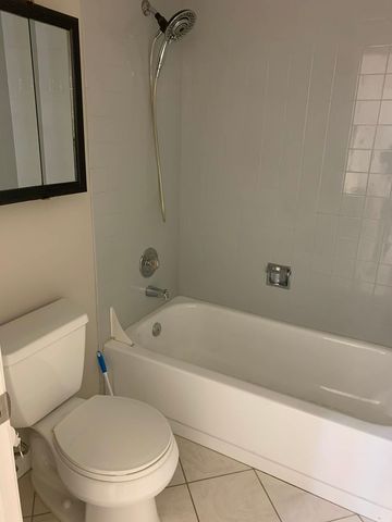 6827 Hickory Street D, Tinley Park, IL 60477