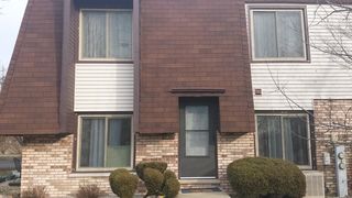 6827 Hickory Street D, Tinley Park, IL 60477