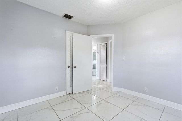 5961 NW 42nd Avenue, Fort Lauderdale, FL 33319