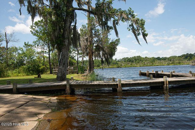 149 Dockside Drive, Jacksonville, NC 28546