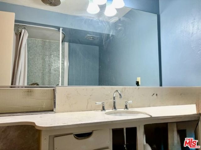 26833 Avenue Of The Oaks A, Newhall (santa Clarita), CA 91321