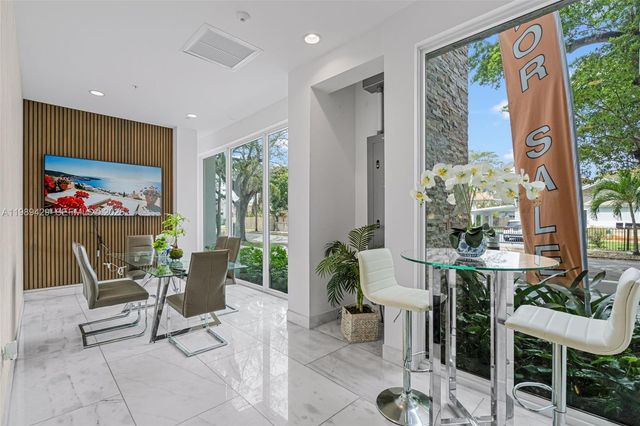 1850 Monroe Street 309, Hollywood, FL 33020