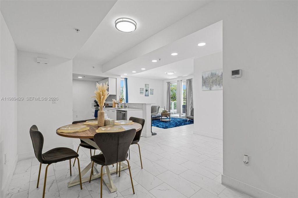 1850 Monroe Street 309, Hollywood, FL 33020