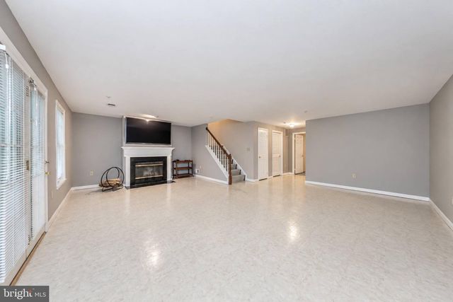 8234 QUILL POINT DR, Bowie, MD 20720