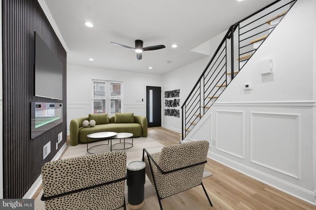 5551 PEMBERTON ST, Philadelphia, PA 19143